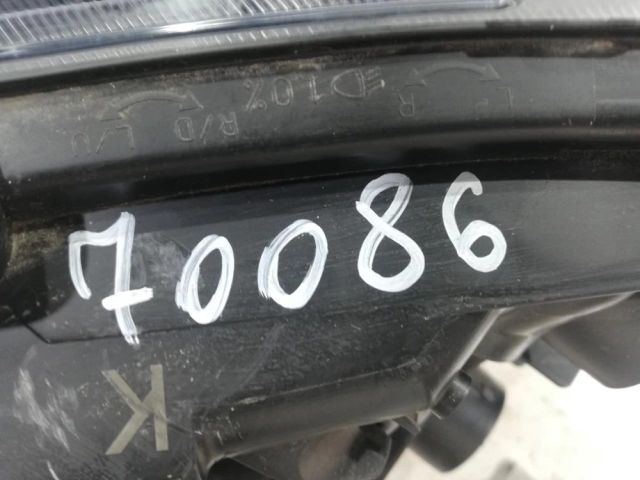 bontott TOYOTA RAV 4 Jobb Ledes Fényszóró