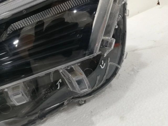 bontott TOYOTA RAV 4 Jobb Ledes Fényszóró