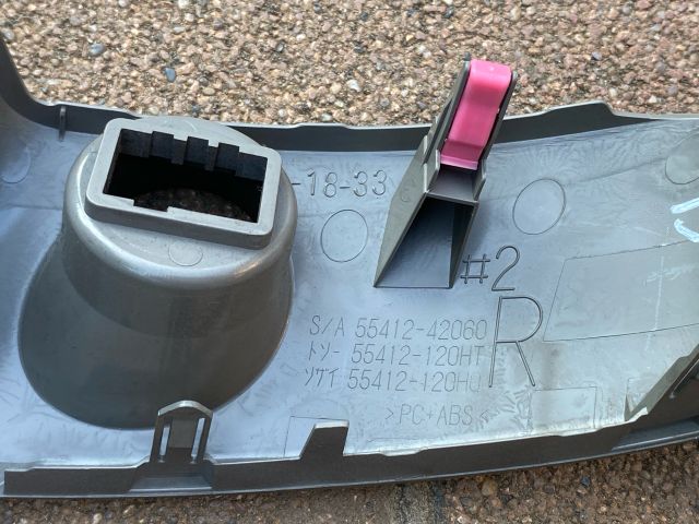 bontott TOYOTA RAV 4 Jobb Műszerfal Díszléc