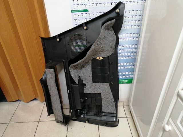 bontott TOYOTA RAV 4 Jobb Oldalkárpit (2-3 ajtóshoz hátra)