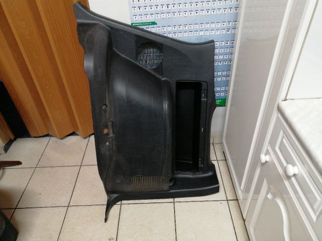 bontott TOYOTA RAV 4 Jobb Oldalkárpit (2-3 ajtóshoz hátra)