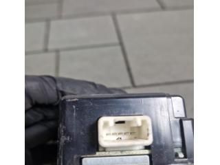 bontott TOYOTA RAV 4 Komfort Elektronika