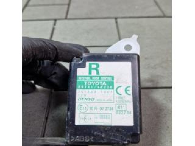 bontott TOYOTA RAV 4 Komfort Elektronika