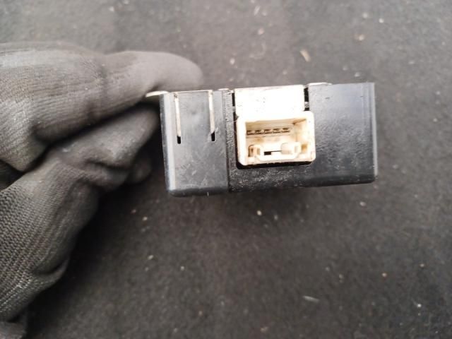 bontott TOYOTA RAV 4 Komfort Elektronika