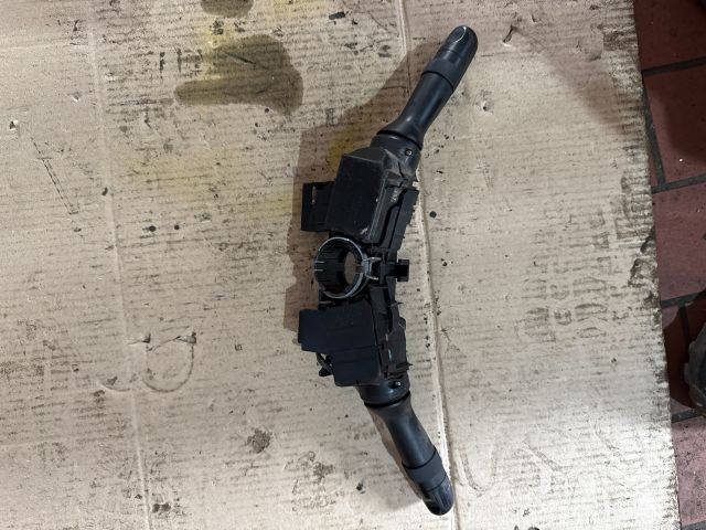 bontott TOYOTA RAV 4 Komplett Kormánykapcsoló (Bajuszkapcsoló)