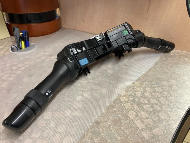 bontott TOYOTA RAV 4 Komplett Kormánykapcsoló (Bajuszkapcsoló)