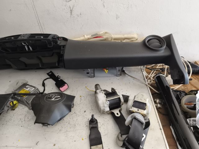 bontott TOYOTA RAV 4 Komplett Légzsák Szett