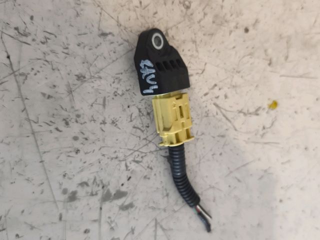 bontott TOYOTA RAV 4 Kopogás Jeladó