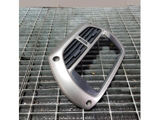 bontott TOYOTA RAV 4 Középső Szellőző