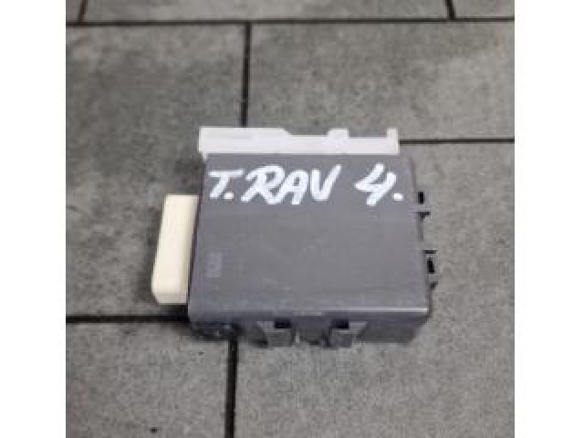 bontott TOYOTA RAV 4 Központizár Elektronika