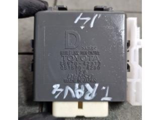 bontott TOYOTA RAV 4 Központizár Elektronika