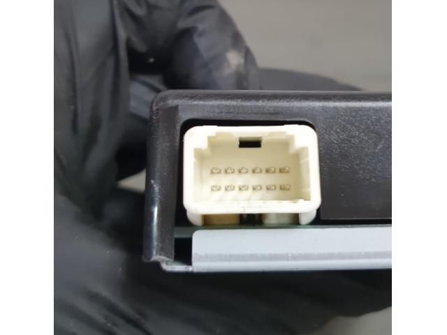 bontott TOYOTA RAV 4 Kulcs Nélküli Nyitás Jeladó