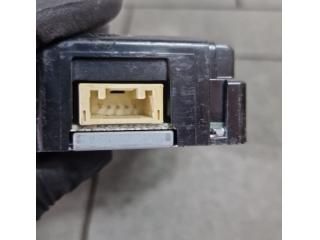 bontott TOYOTA RAV 4 Kulcs Nélküli Nyitás Jeladó