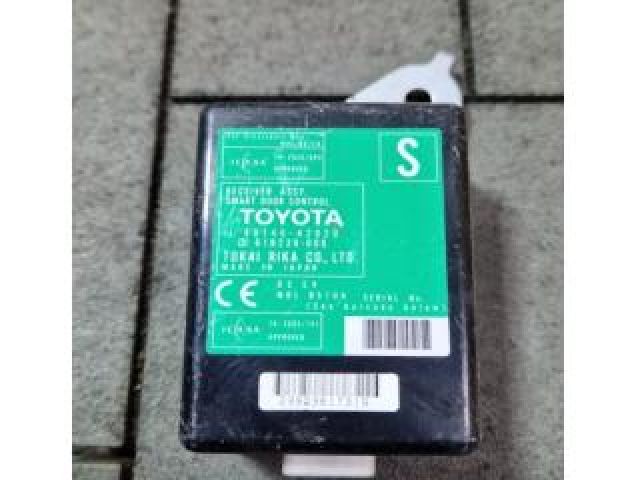 bontott TOYOTA RAV 4 Kulcs Nélküli Nyitás Jeladó