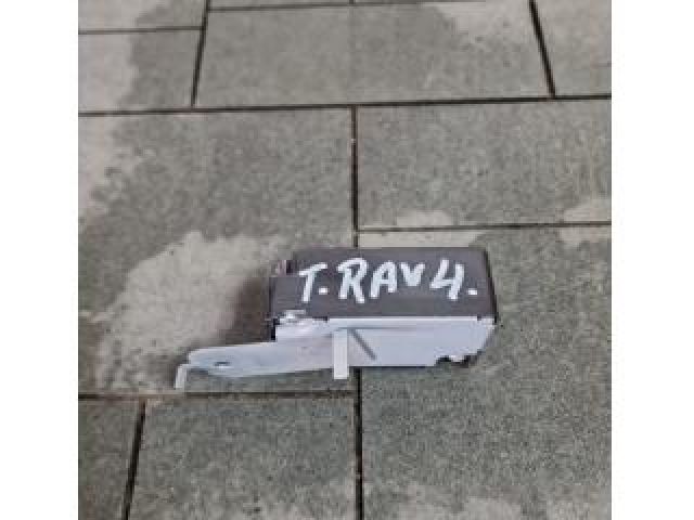 bontott TOYOTA RAV 4 Kulcs Nélküli Nyitás Jeladó