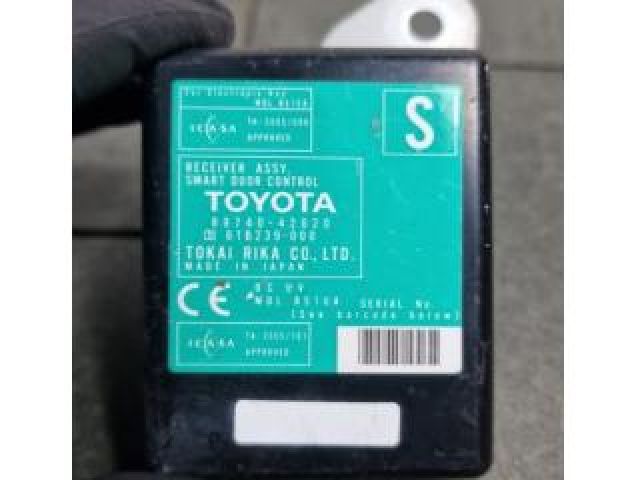 bontott TOYOTA RAV 4 Kulcs Nélküli Nyitás Jeladó