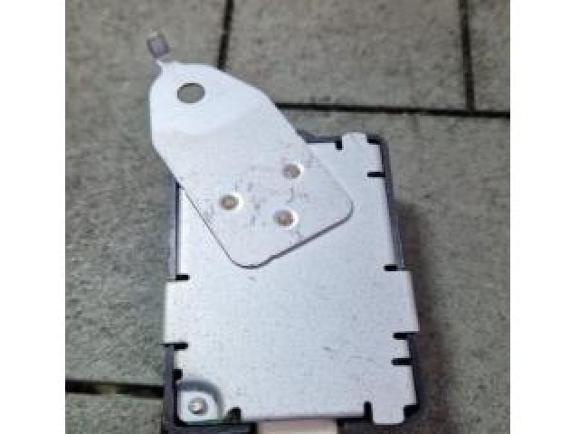 bontott TOYOTA RAV 4 Kulcs Nélküli Nyitás Jeladó