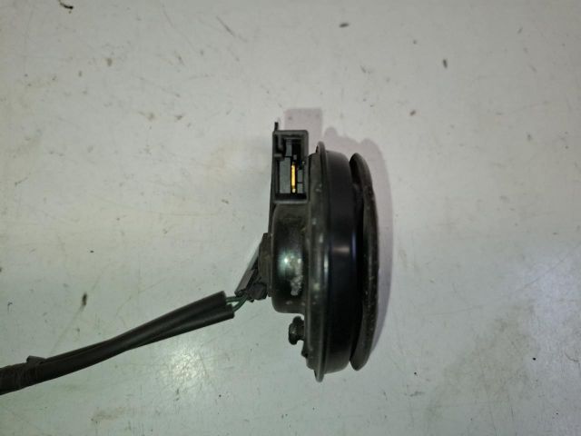 bontott TOYOTA RAV 4 Kürt