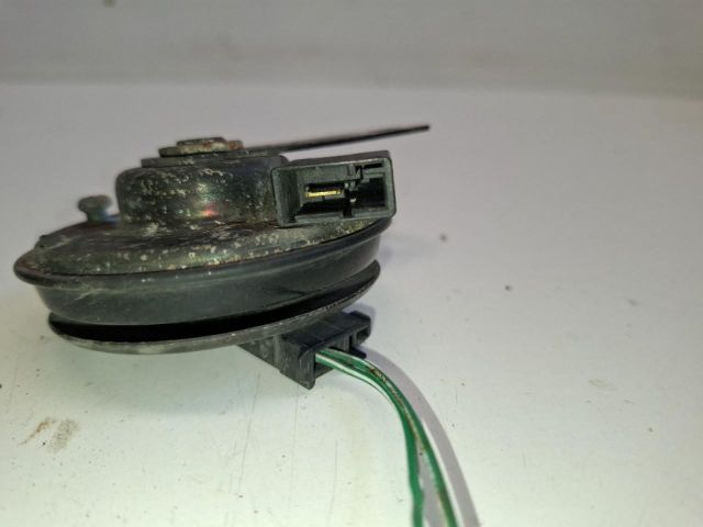 bontott TOYOTA RAV 4 Kürt