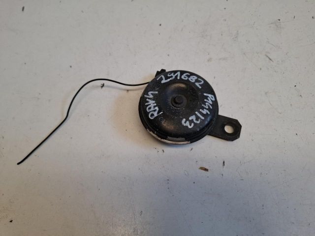 bontott TOYOTA RAV 4 Kürt