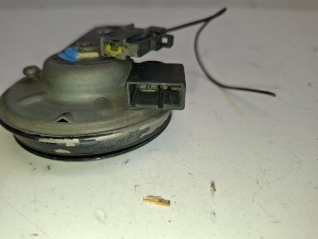 bontott TOYOTA RAV 4 Kürt