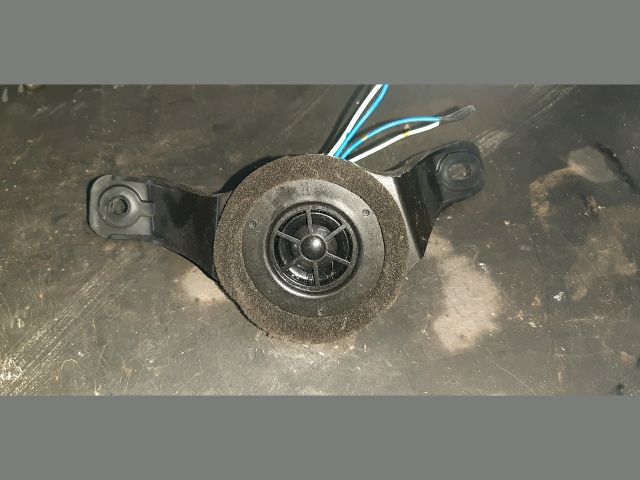 bontott TOYOTA RAV 4 Magassugárzó Hangszóró