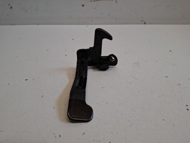 bontott TOYOTA RAV 4 Motorháztető Biztonsági Kampó