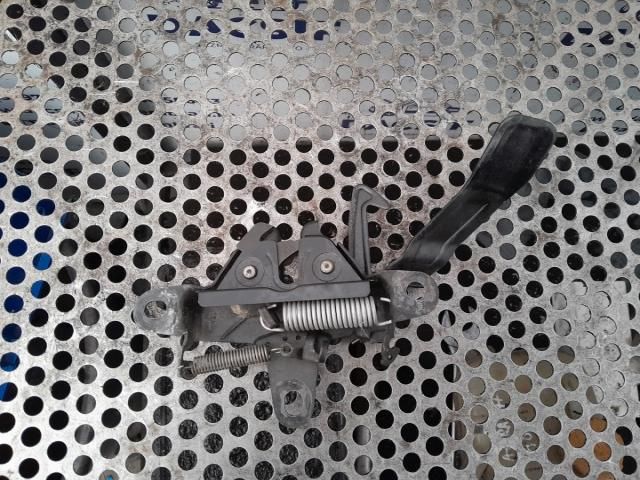 bontott TOYOTA RAV 4 Motorháztető Zárszerkezet