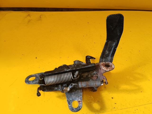 bontott TOYOTA RAV 4 Motorháztető Zárszerkezet