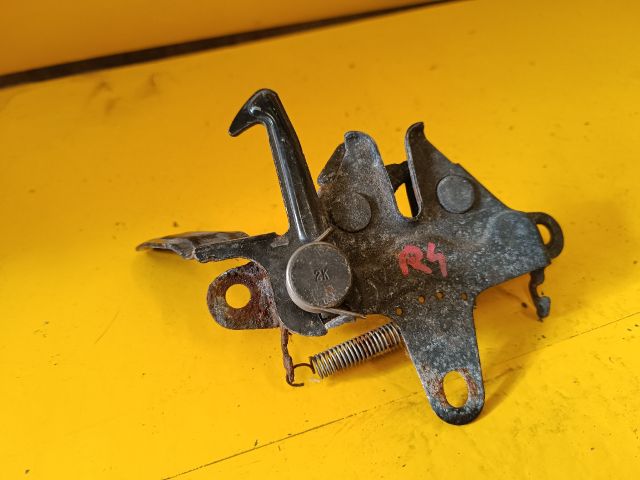 bontott TOYOTA RAV 4 Motorháztető Zárszerkezet