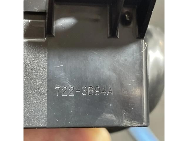 bontott TOYOTA RAV 4 Multimédia Vezérlő