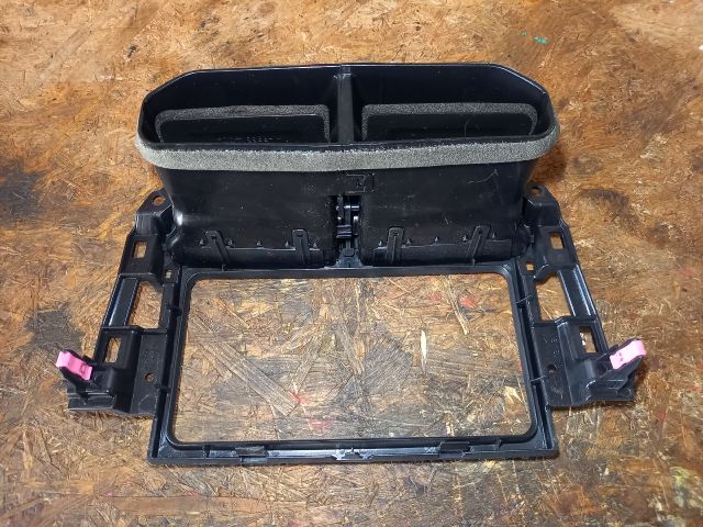 bontott TOYOTA RAV 4 Rádió / CD Keret