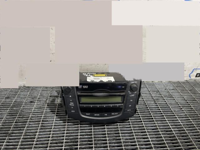 bontott TOYOTA RAV 4 Rádió / CD