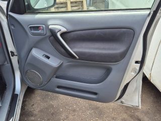 bontott TOYOTA RAV 4 Rádió / CD