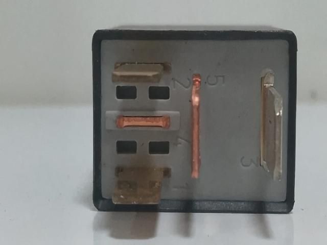 bontott TOYOTA RAV 4 Relé