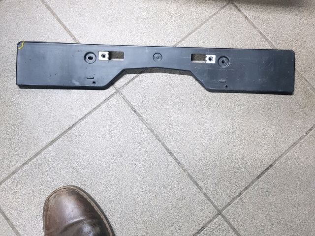 bontott TOYOTA RAV 4 Rendszámtábla Tartó