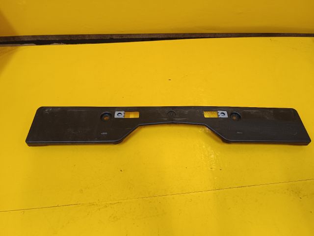 bontott TOYOTA RAV 4 Rendszámtábla Tartó