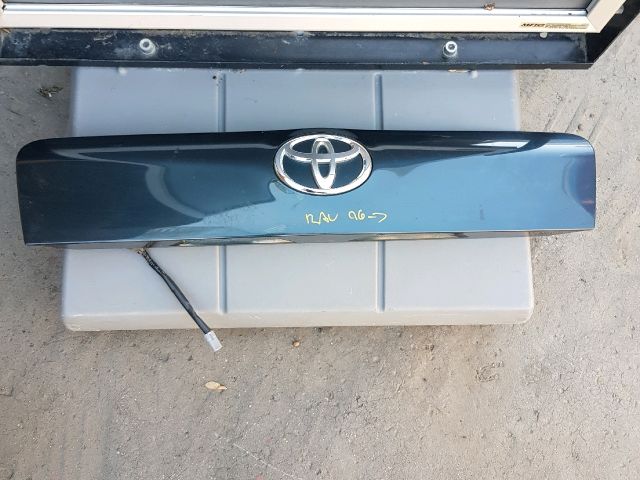 bontott TOYOTA RAV 4 Rendszámtábla Világítás Keret