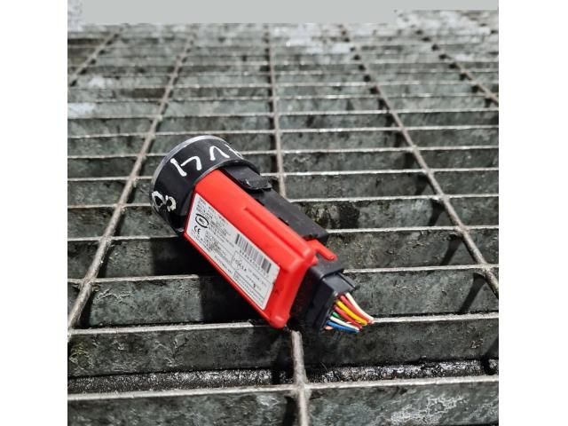 bontott TOYOTA RAV 4 Start / Stop Indító Gomb