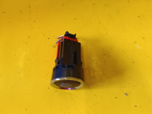 bontott TOYOTA RAV 4 Start / Stop Indító Gomb