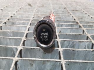 bontott TOYOTA RAV 4 Start / Stop Indító Gomb