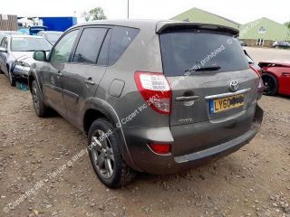 bontott TOYOTA RAV 4 Tankajtó