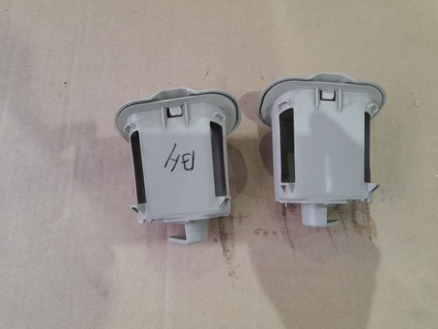 bontott TOYOTA RAV 4 Térelválasztó