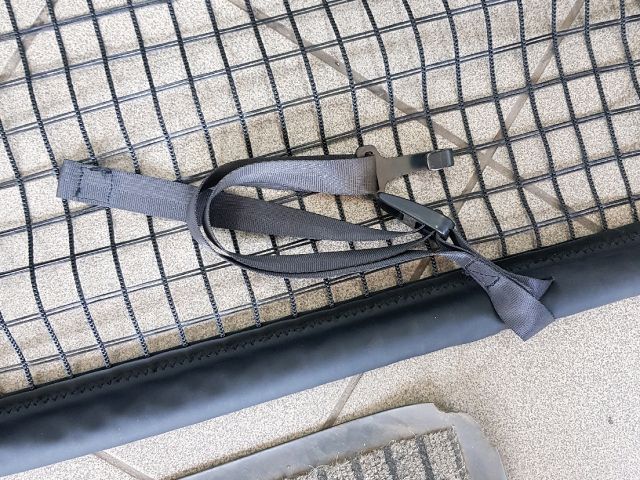 bontott TOYOTA RAV 4 Térelválasztó