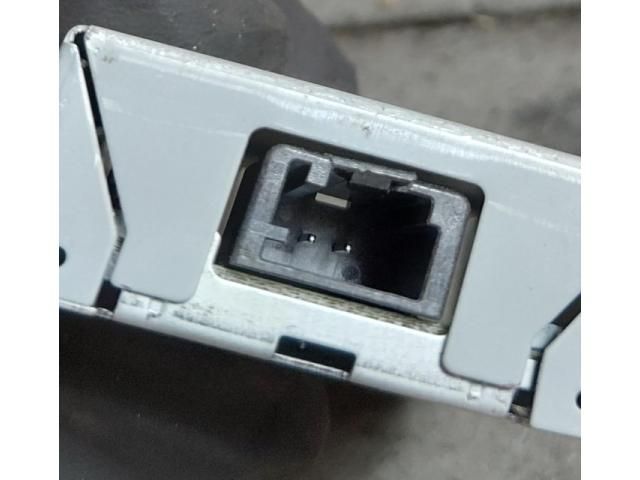 bontott TOYOTA RAV 4 USB HUB