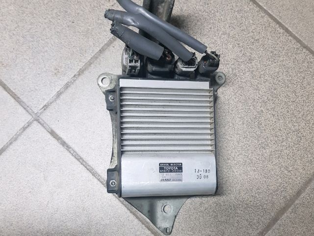 bontott TOYOTA RAV 4 Üzemanyag Befecskendező Vezérlő