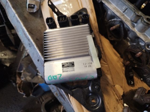 bontott TOYOTA RAV 4 Üzemanyag Befecskendező Vezérlő