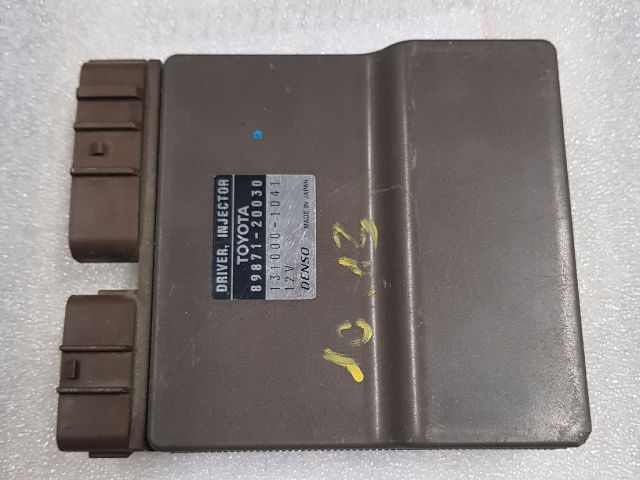 bontott TOYOTA RAV 4 Üzemanyag Befecskendező Vezérlő