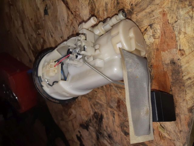 bontott TOYOTA RAV 4 Üzemanyagszint Jeladó