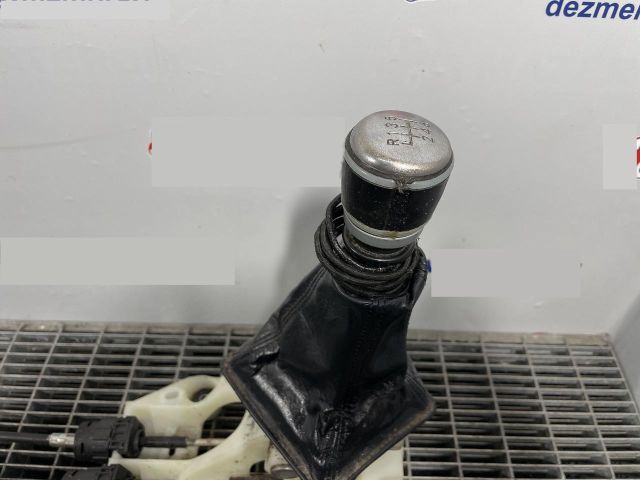 bontott TOYOTA RAV 4 Váltógomb